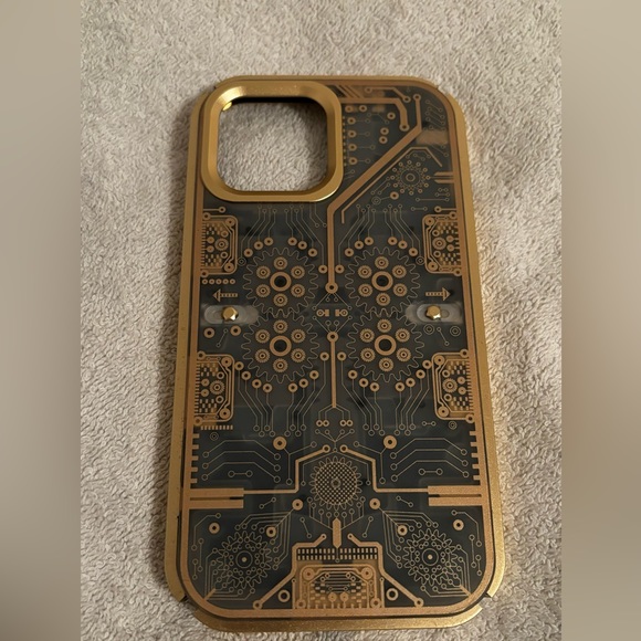 Metal case for iPhone 13 Pro max - Picture 3 of 4
